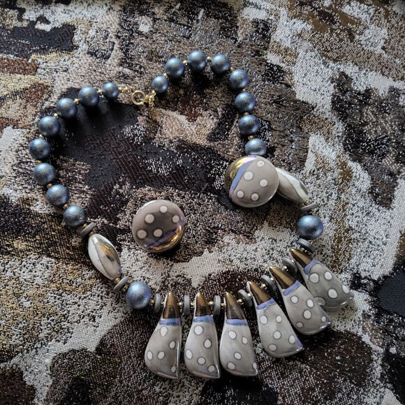 Vintage Bib Choker Made in Japan Painted Ceramic necklace and earrings set - Picture 1 of 5